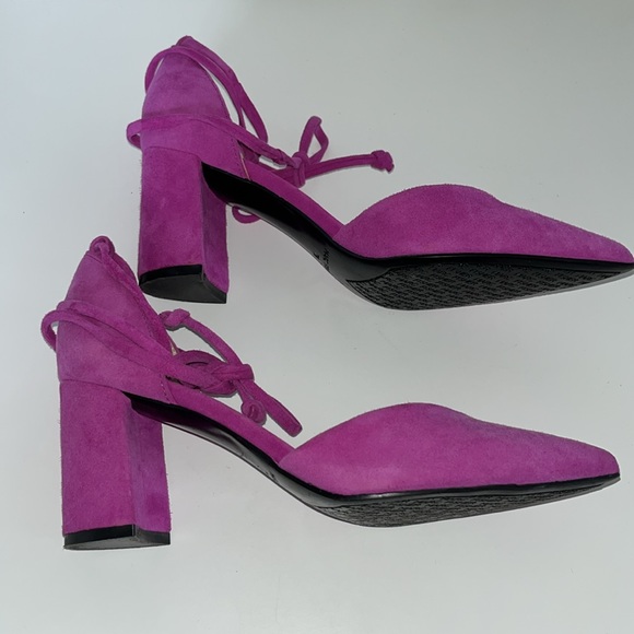 Marc Fisher Cerana Suede Pumps - Picture 4 of 11